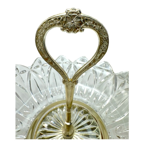 Federal Glass Vintage Footed Pedestal Serving/Trinket Dish Floral Design - Picture 8 of 8